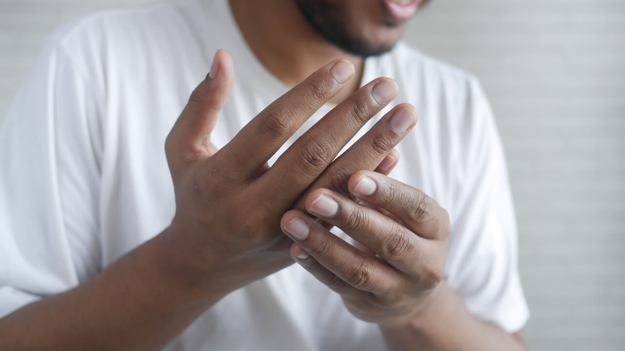 Tendinitis y túnel carpiano por trabajo: Workers’ Comp