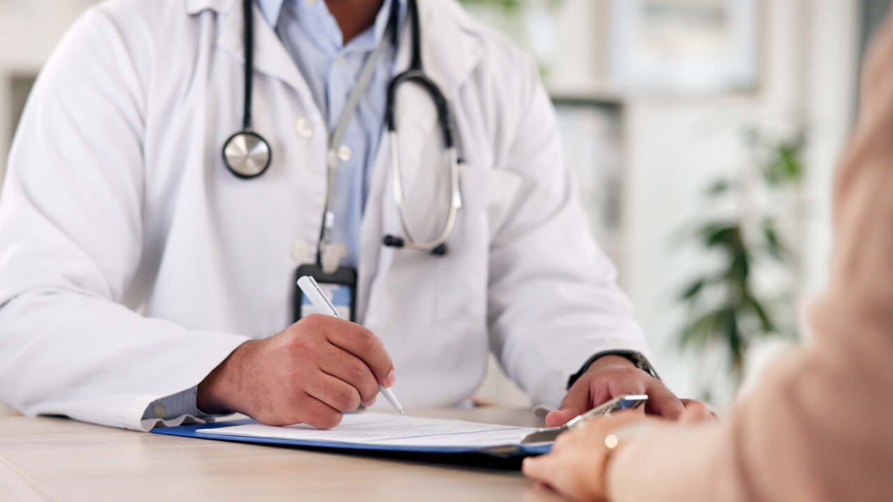 Doctores de workers’ comp en NY que hablan español